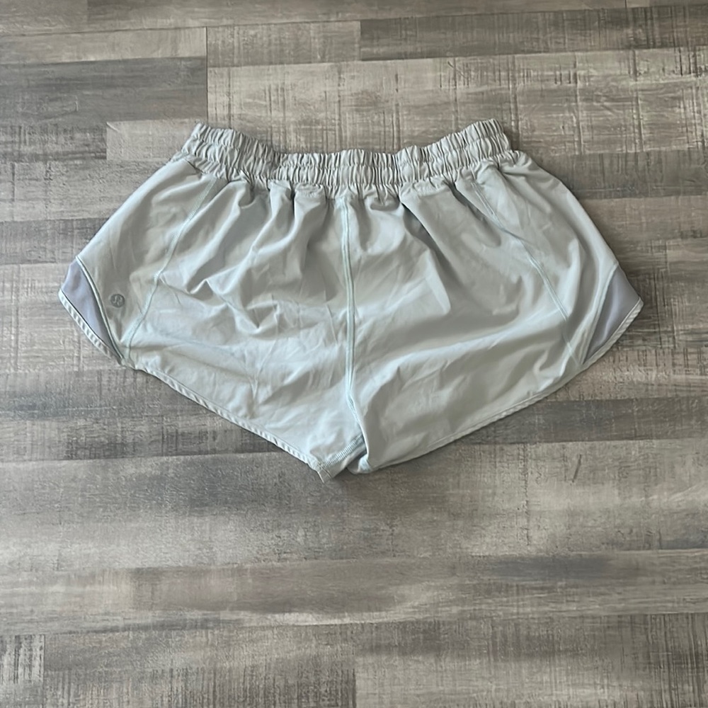 Lululemon Hotty hot shorts